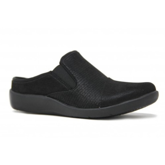clarks sillian free clog